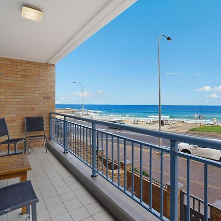 Newcastle Short Stay Accommodation - Sandbar Newcastle Beach Eksteriør billede