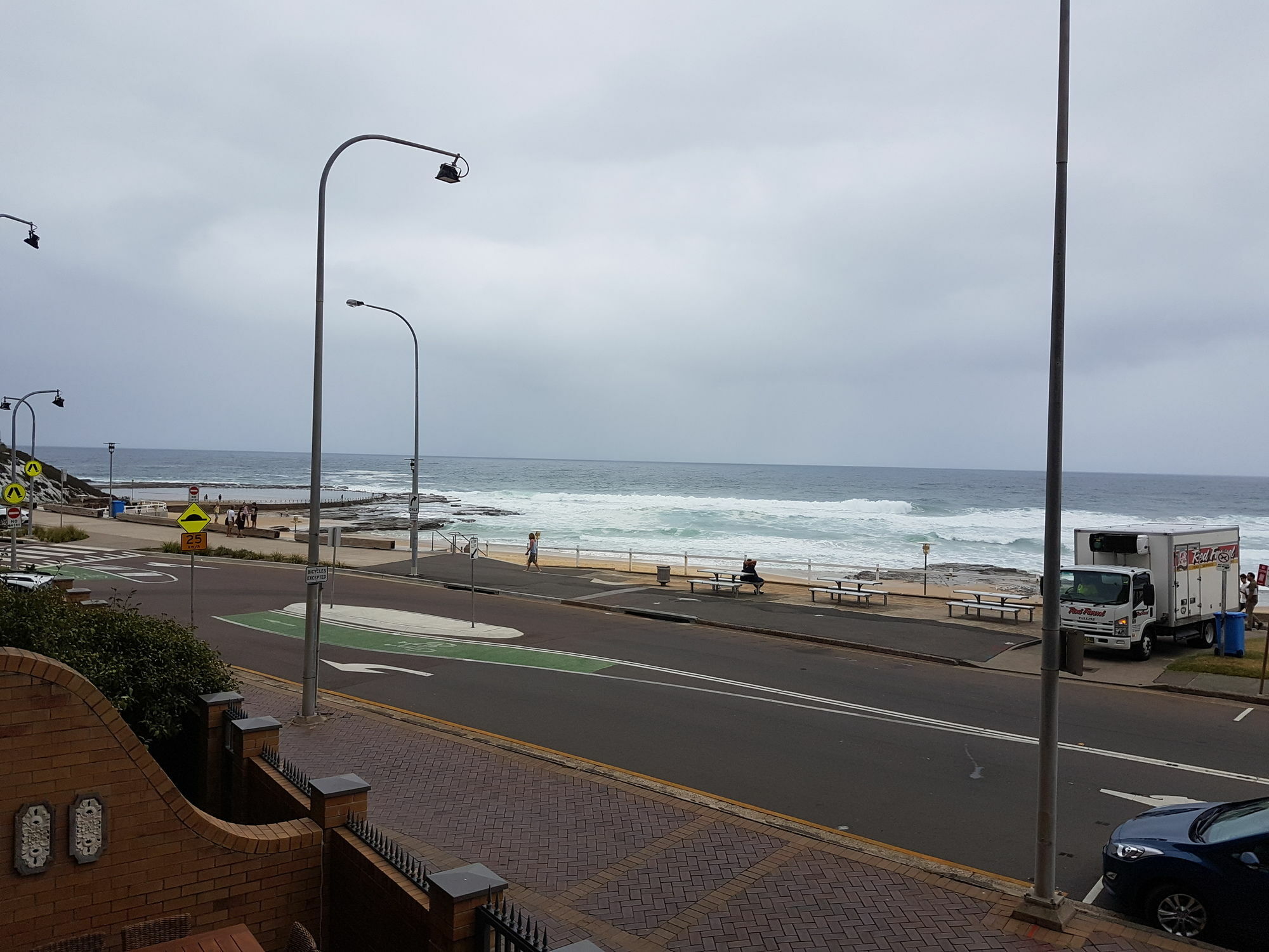 Newcastle Short Stay Accommodation - Sandbar Newcastle Beach Eksteriør billede