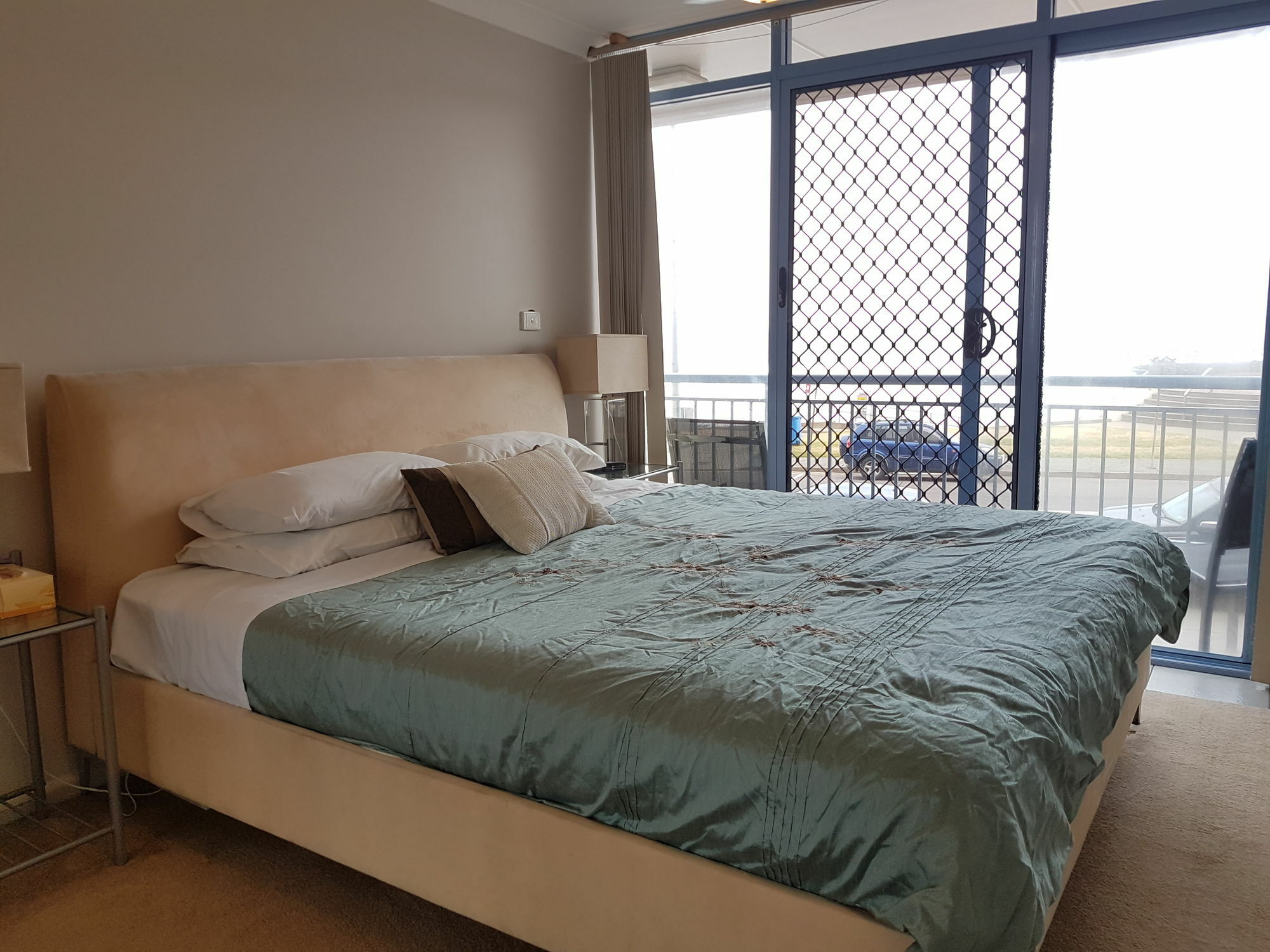 Newcastle Short Stay Accommodation - Sandbar Newcastle Beach Eksteriør billede